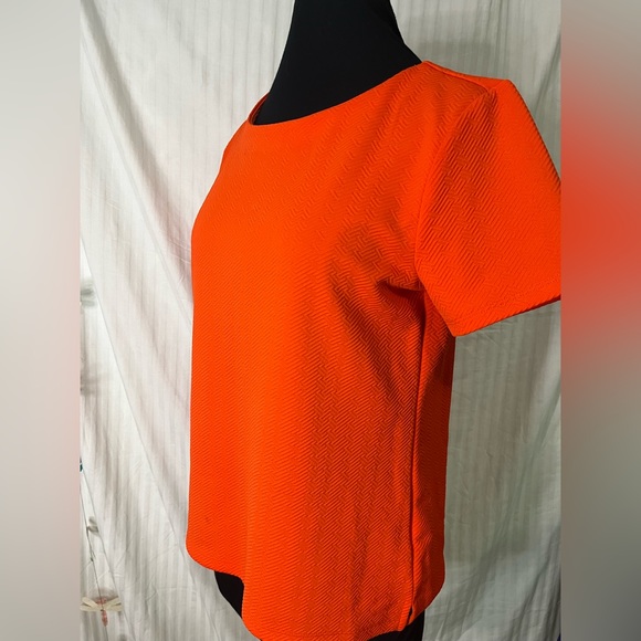 Old Navy Blouse. - Picture 3 of 14